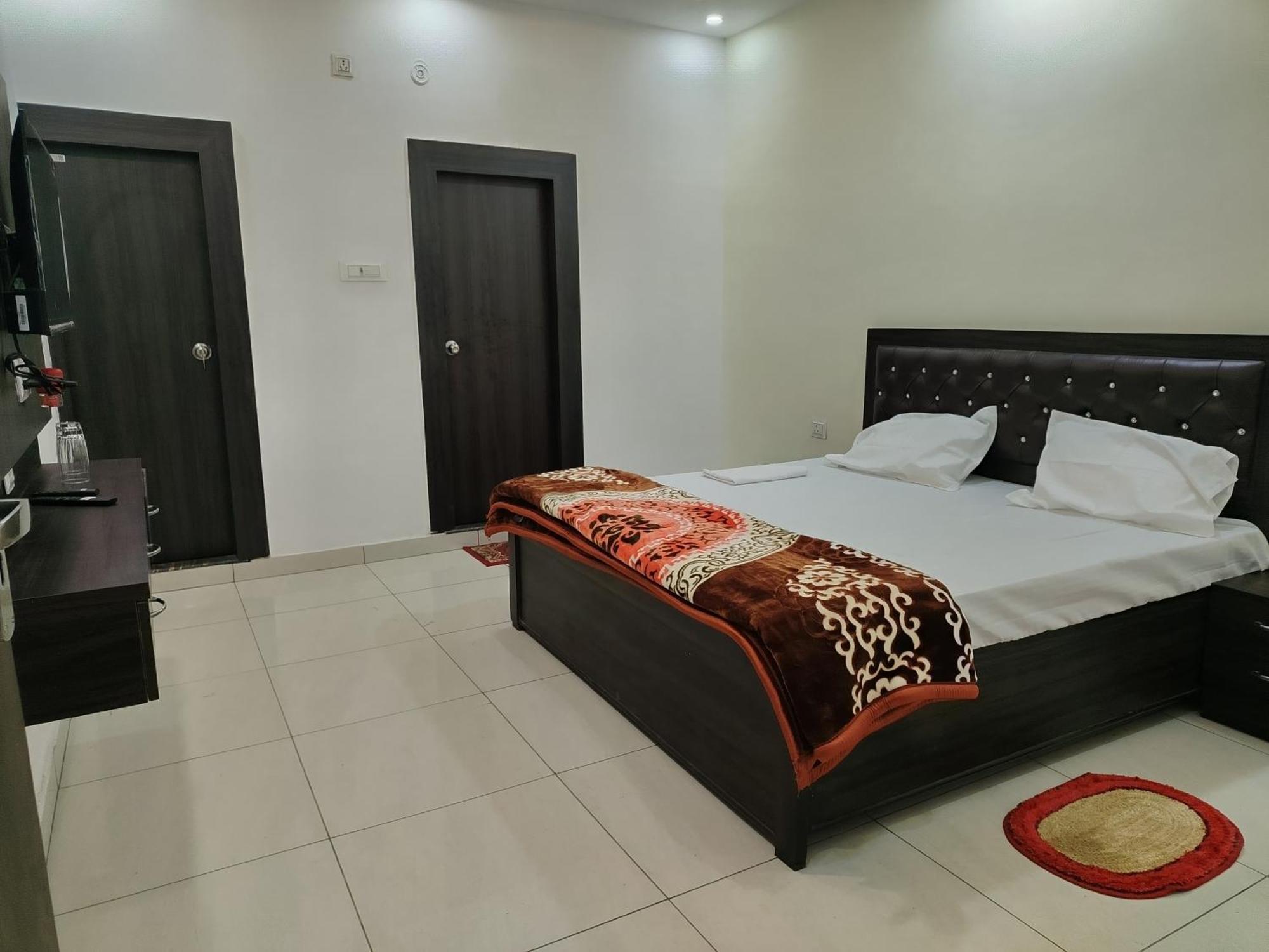 Hotel Dev International Khalilabad Exterior foto