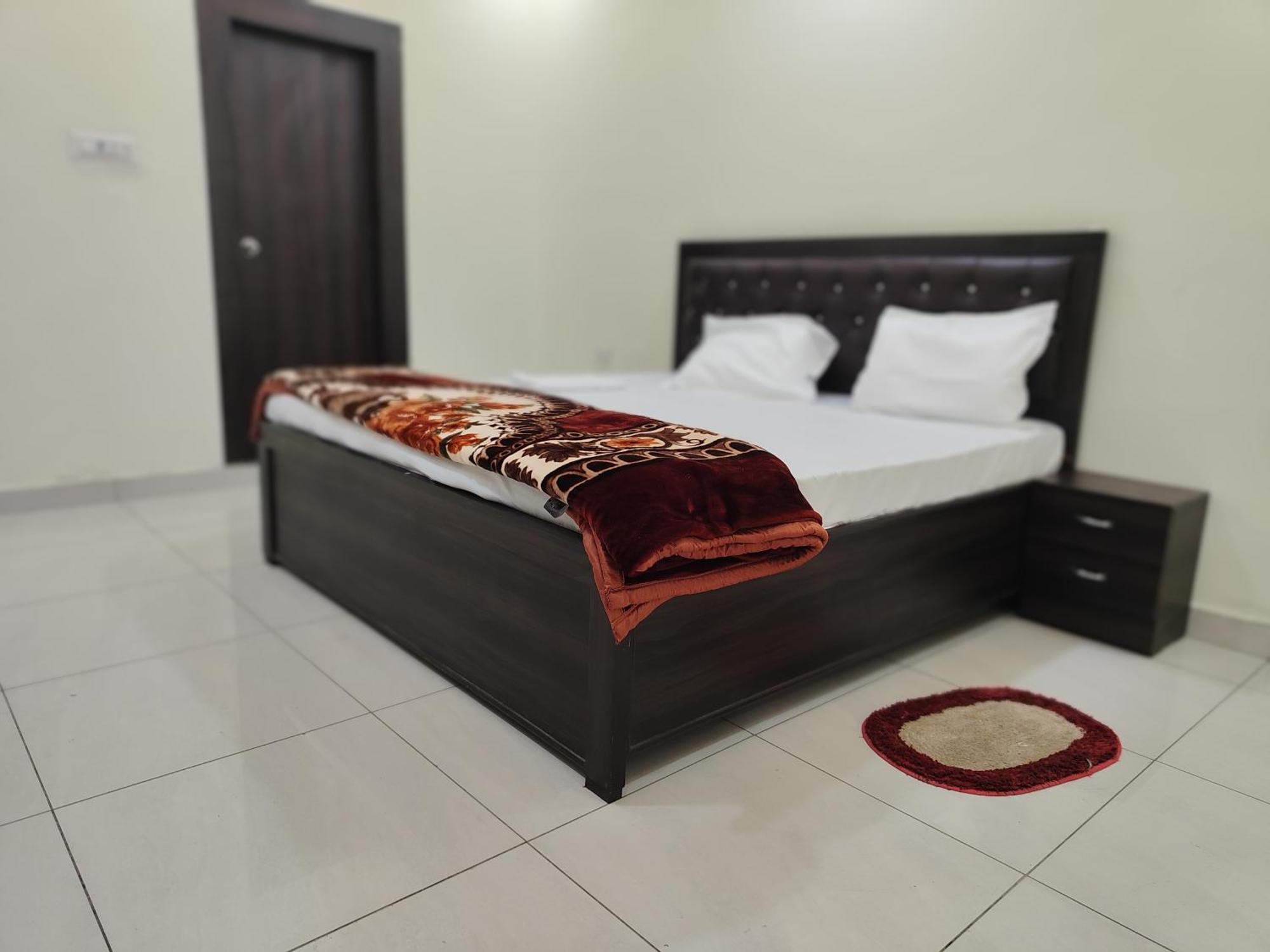 Hotel Dev International Khalilabad Exterior foto