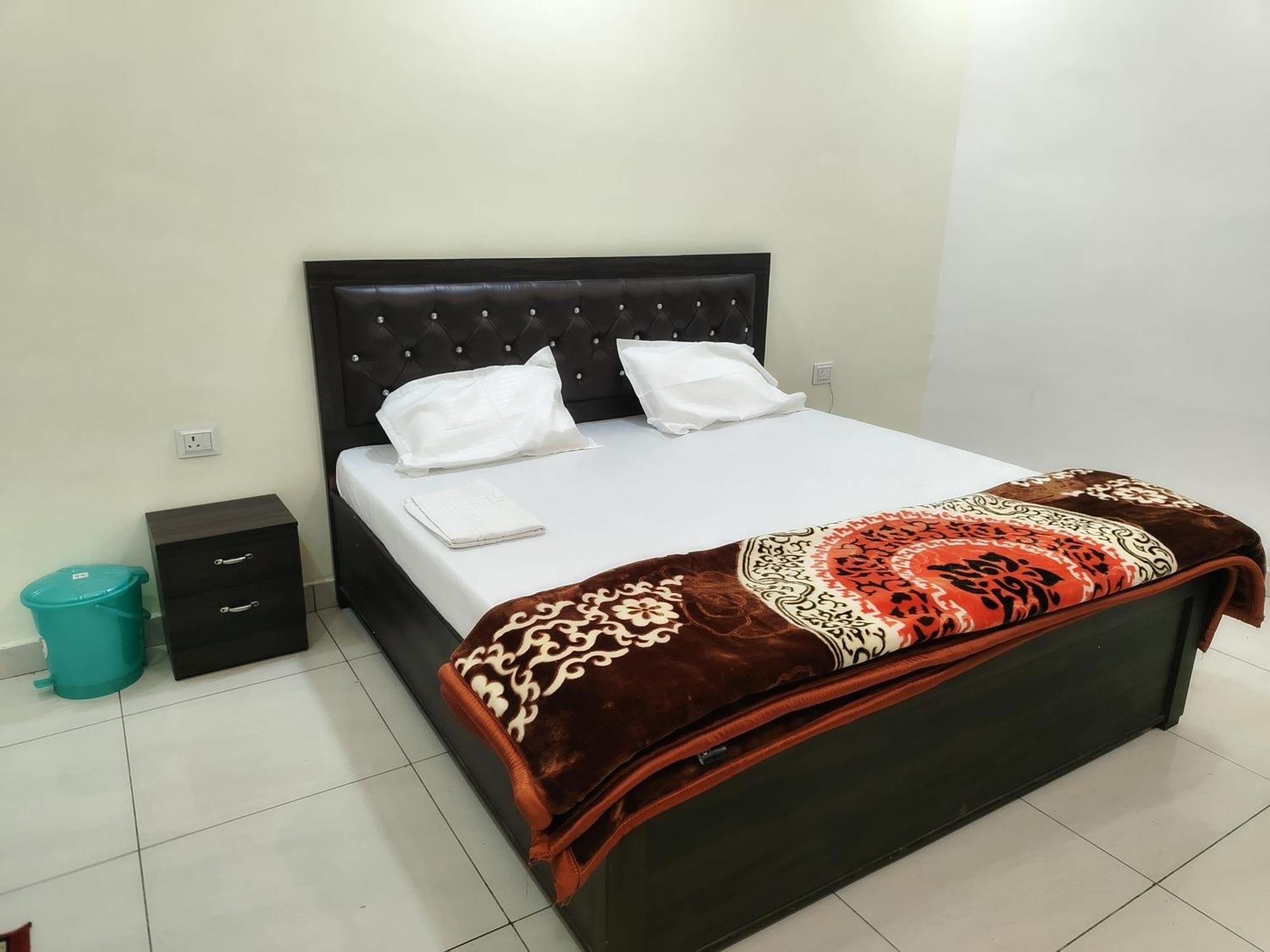 Hotel Dev International Khalilabad Exterior foto